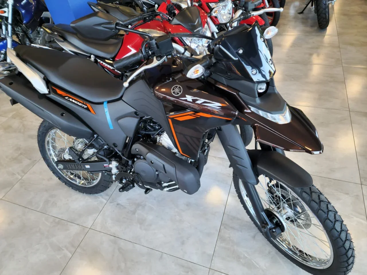 Yamaha Xtz 250 Lander Connected 2026/2026 - 0 km em Goiânia - GO - Planeta Motos Goiânia