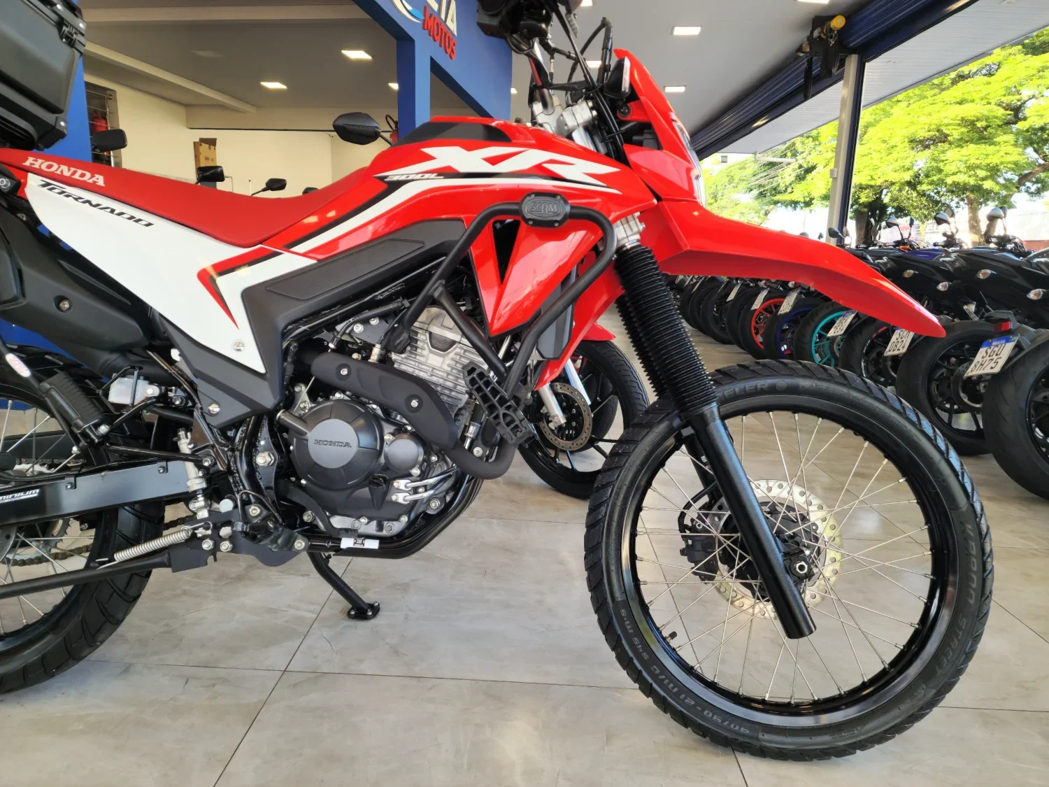 Honda XR 300L Tornado 2024/2025 - Usada em Goiânia - GO - Planeta Motos Goiânia