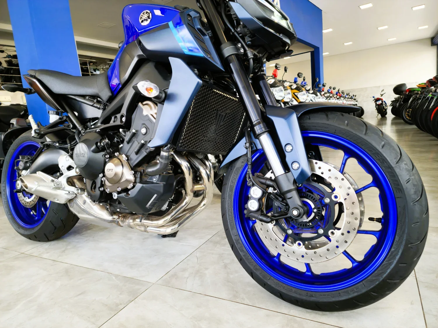 Yamaha Mt 09 2024/2025 - Usada em Goiânia - GO - Planeta Motos Goiânia