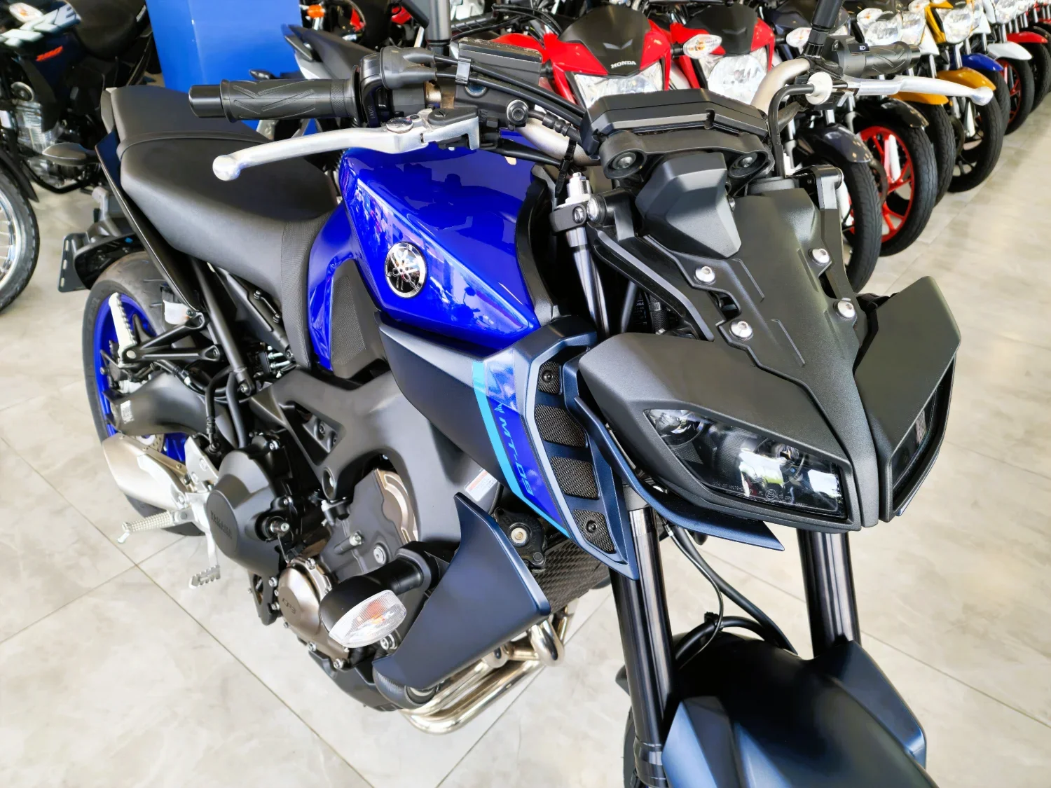 Yamaha Mt 09 2024/2025 - Usada em Goiânia - GO - Planeta Motos Goiânia