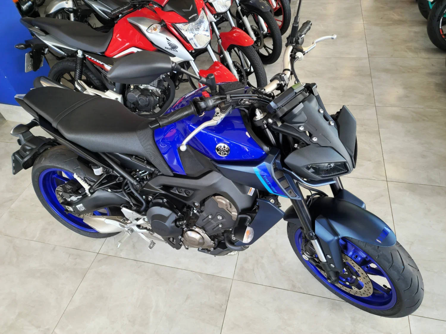 Yamaha Mt 09 2024/2025 - Usada em Goiânia - GO - Planeta Motos Goiânia