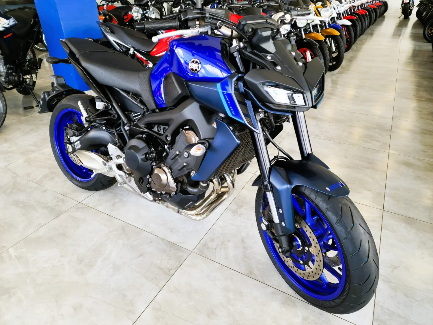 Yamaha Mt 09 2024/2025 - Usada em Goiânia - GO - Planeta Motos Goiânia