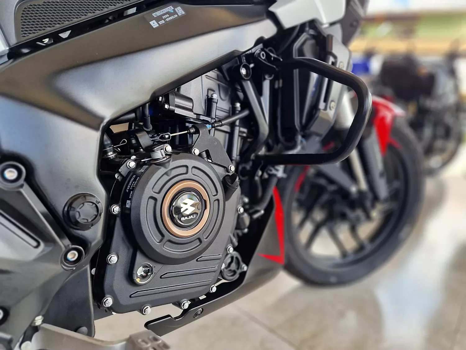 Bajaj Dominar 250 2025/2025 - Usada em Goiânia - GO - Planeta Motos Goiânia
