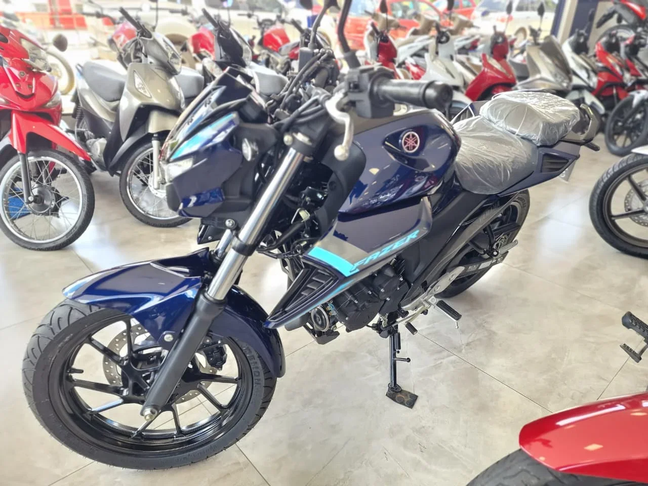 Yamaha Fz25 Fazer Connected Abs 2026/2026 - 0 km em Goiânia - GO - Planeta Motos Goiânia
