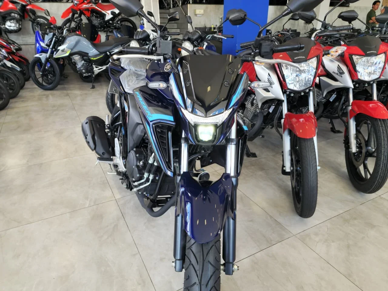 Yamaha Fz25 Fazer Connected Abs 2026/2026 - 0 km em Goiânia - GO - Planeta Motos Goiânia