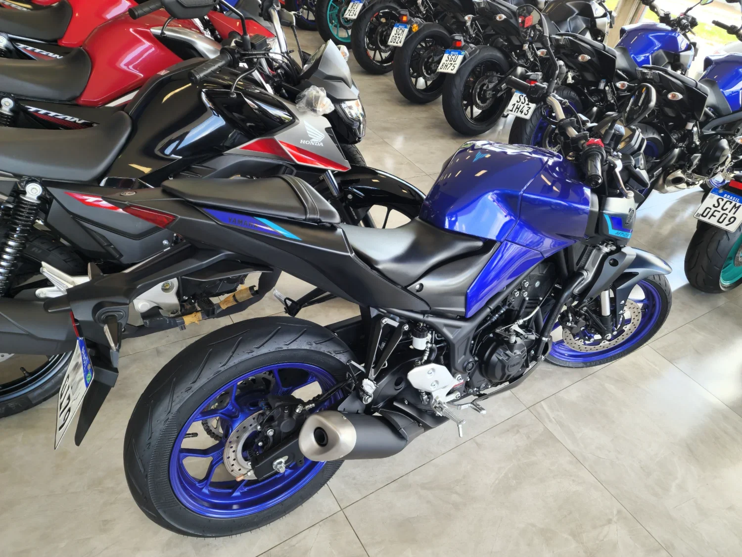 Yamaha Mt 03 Abs 2024/2025 - Usada em Goiânia - GO - Planeta Motos Goiânia