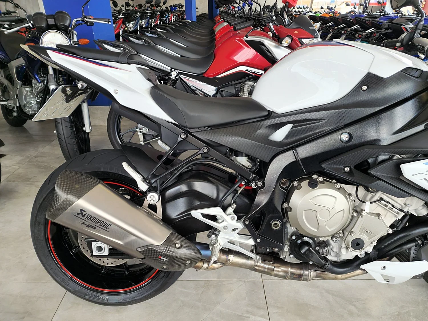 Bmw S 1000 R 2018/2018 - Usada em Goiânia - GO - Planeta Motos Goiânia