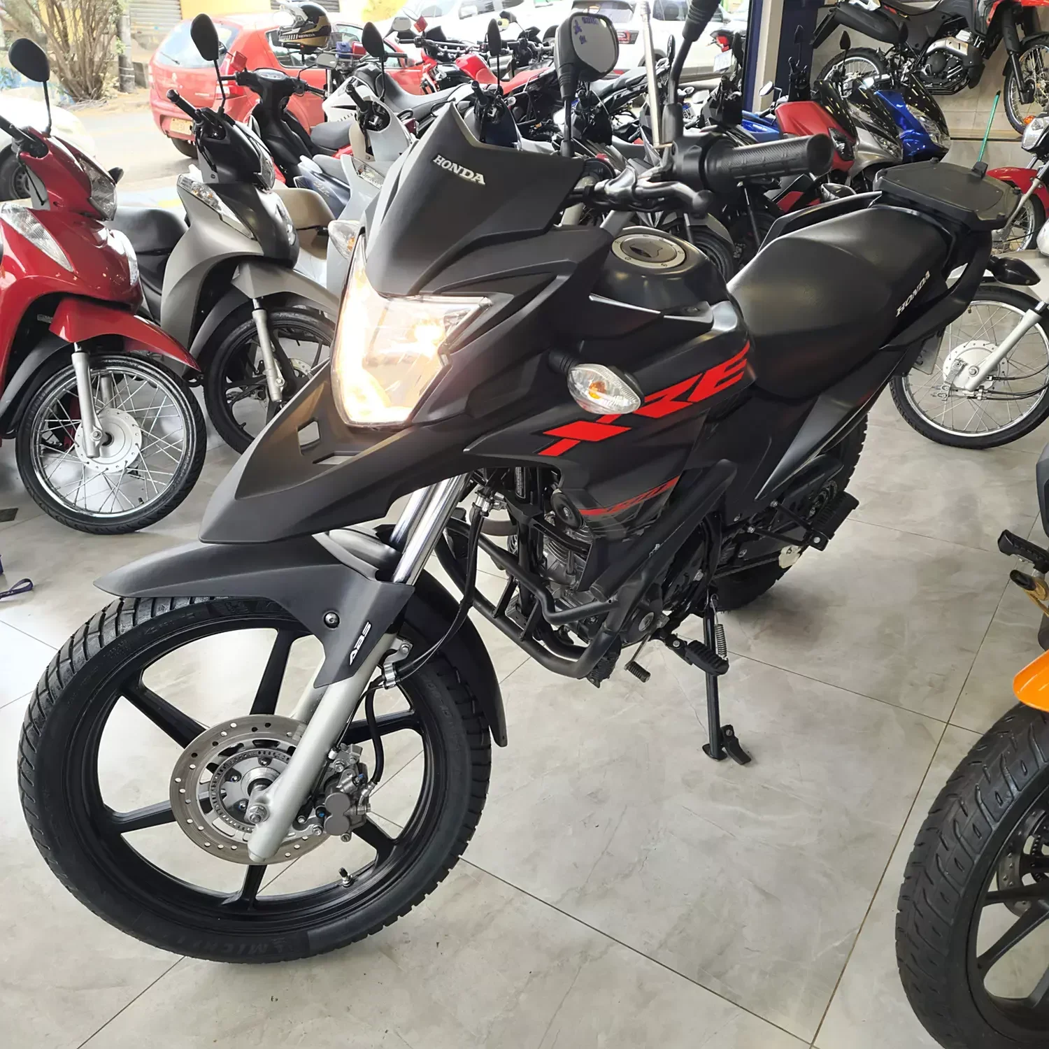 Honda Xre 190 Adventure 2022/2023 - Usada em Goiânia - GO - Planeta Motos Goiânia