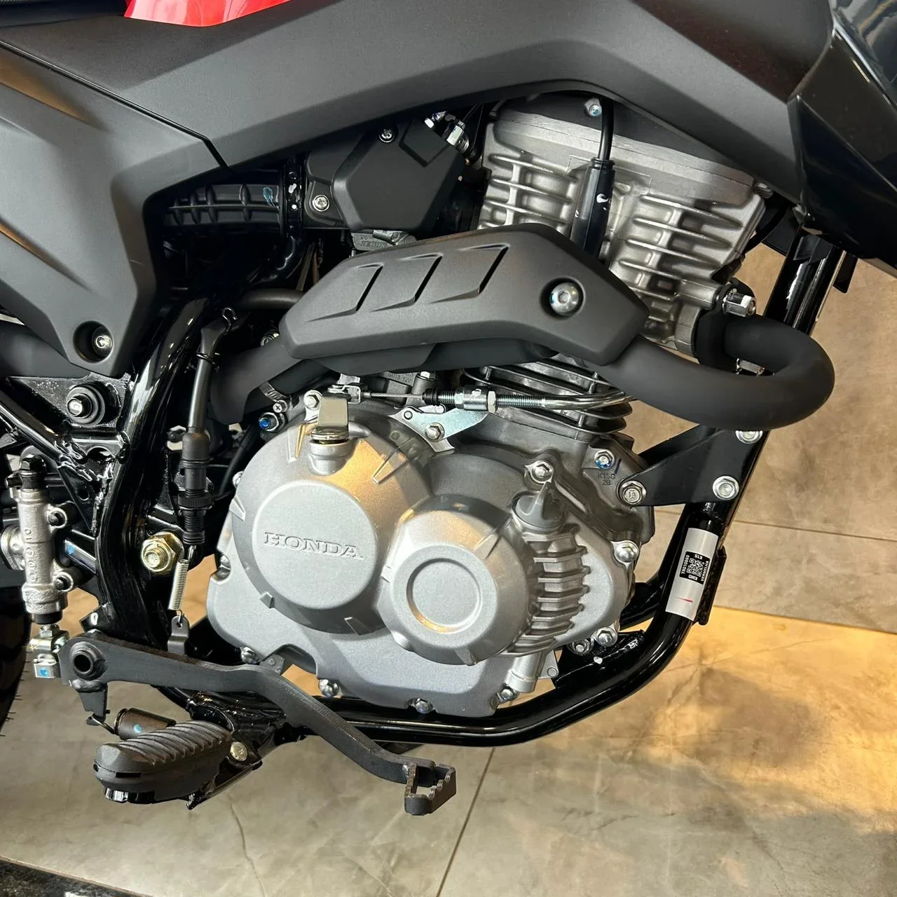 Honda Nxr 160 Bros Abs 2026/2026 - 0 km em Goiânia - GO - Planeta Motos Goiânia