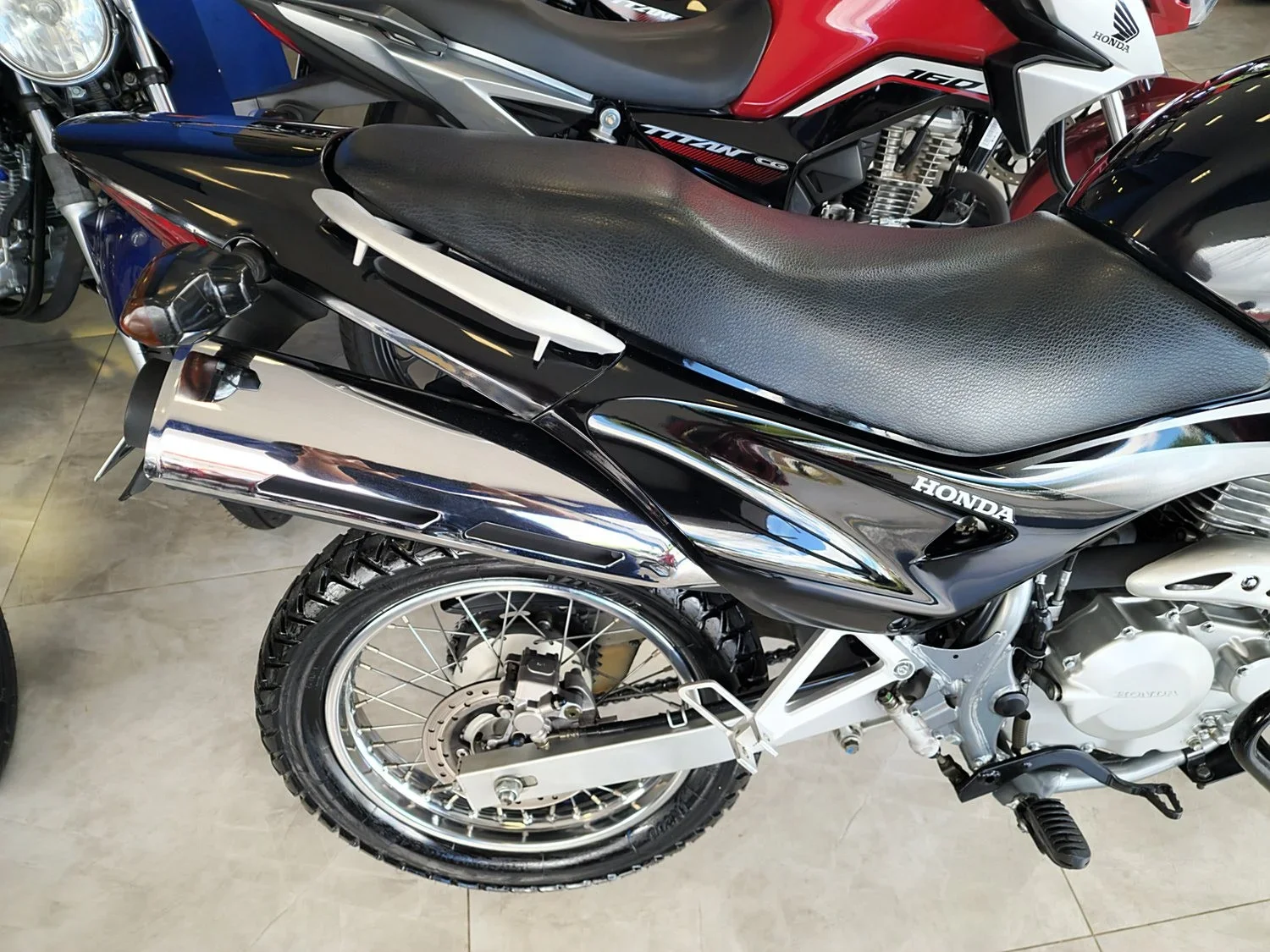 Honda Nx4 Falcon 2005/2005 - Usada em Goiânia - GO - Planeta Motos Goiânia