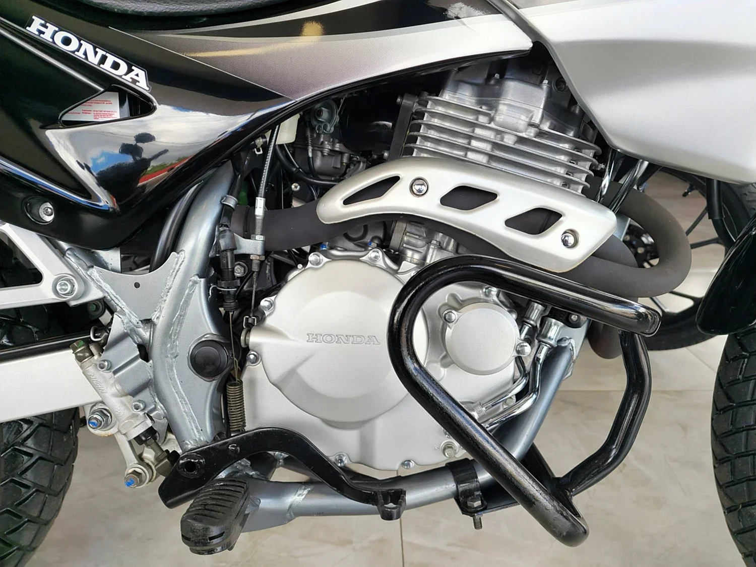 Honda Nx4 Falcon 2005/2005 - Usada em Goiânia - GO - Planeta Motos Goiânia