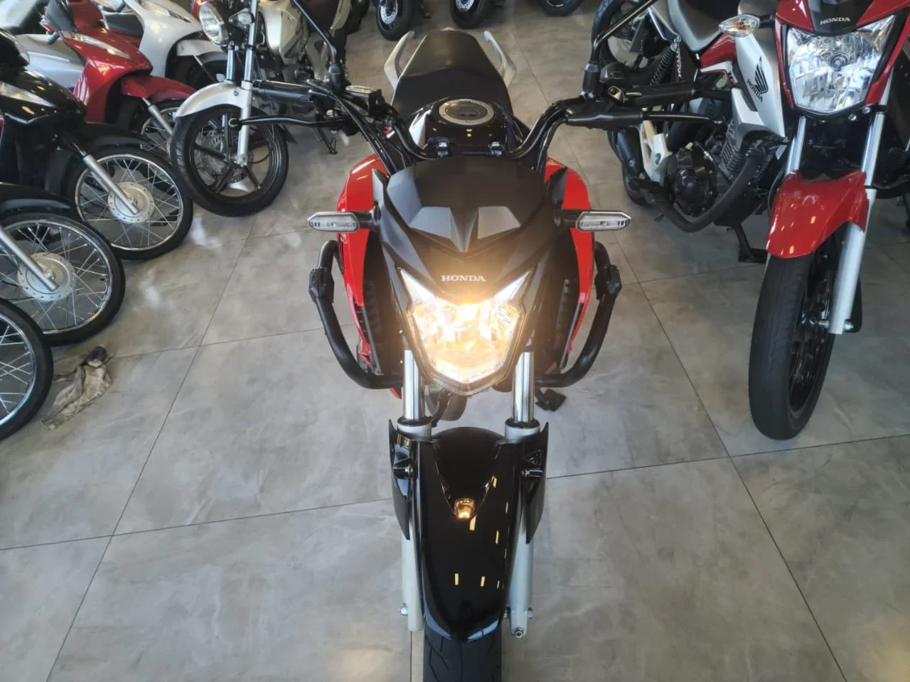 Honda Cbx 250 Twister 2019/2019 - Usada em Goiânia - GO - Planeta Motos Goiânia