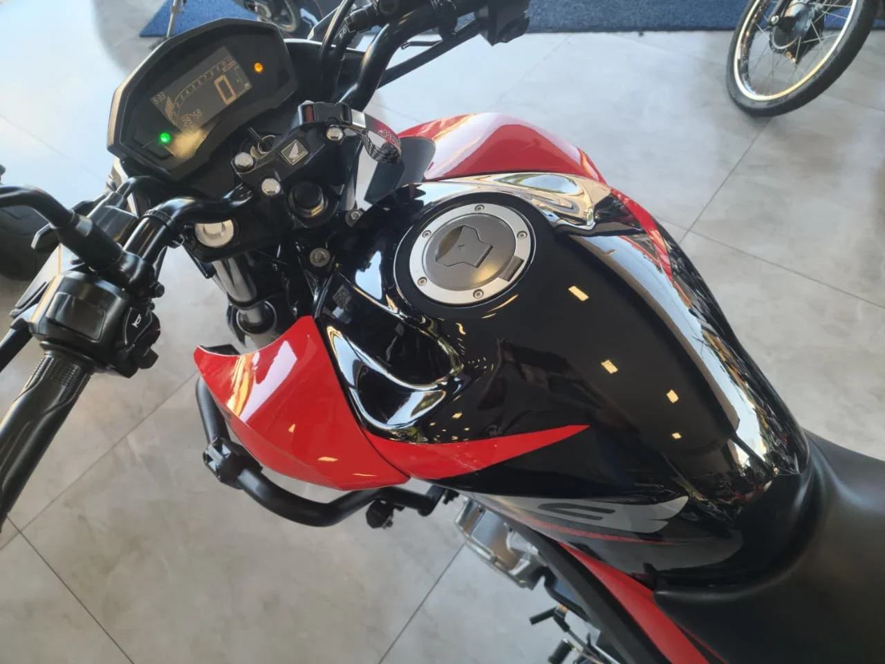 Honda Cbx 250 Twister 2019/2019 - Usada em Goiânia - GO - Planeta Motos Goiânia
