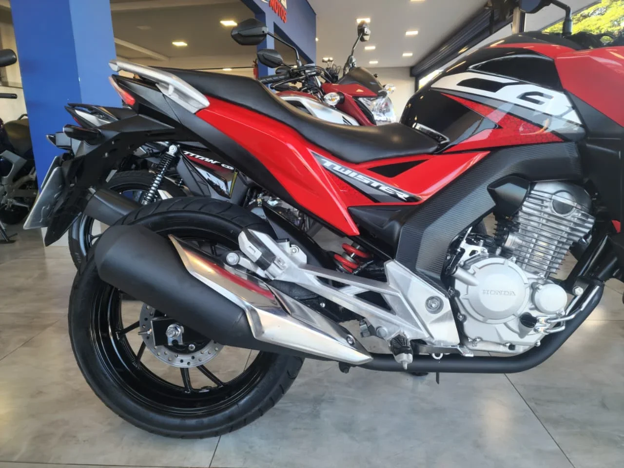 Honda Cbx 250 Twister 2019/2019 - Usada em Goiânia - GO - Planeta Motos Goiânia