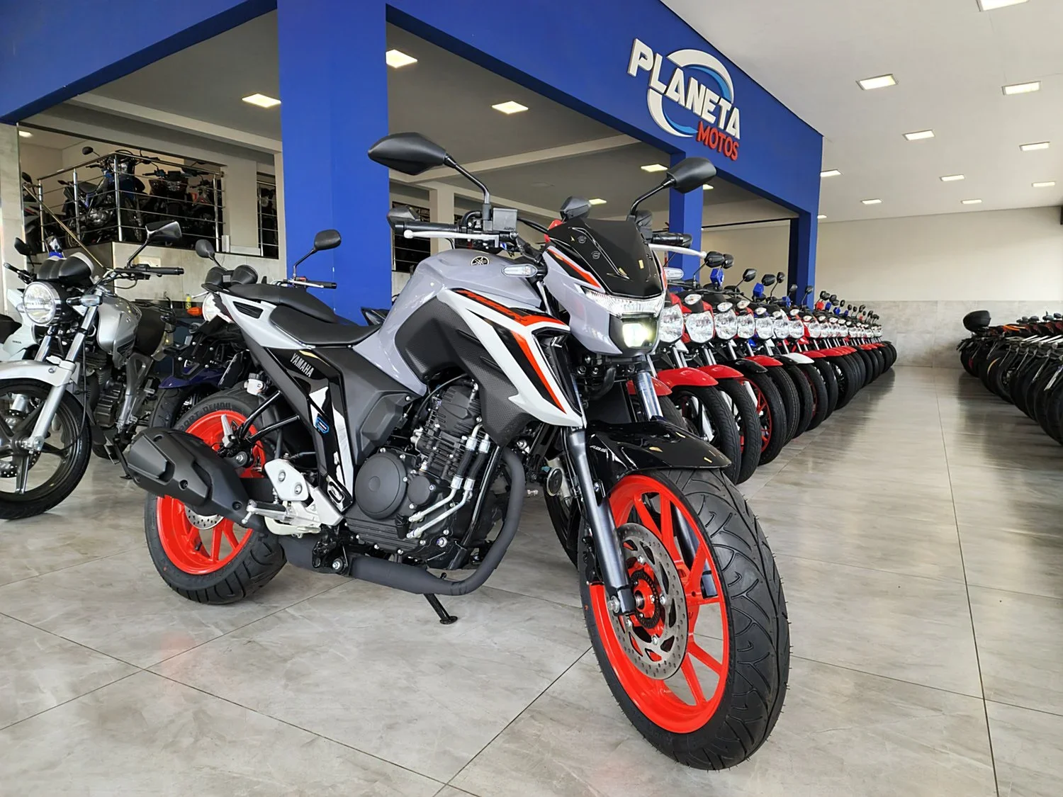 Yamaha Fz25 Fazer Connected Abs 2026/2026 - 0 km em Goiânia - GO - Planeta Motos Goiânia